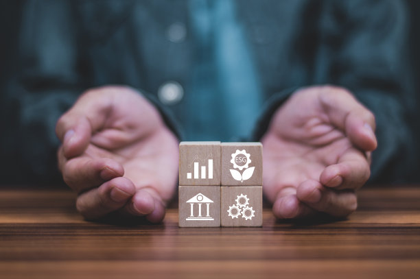 ESG图标概念为环境、社会治理在可持续和道德的商业网络上连接图片下载