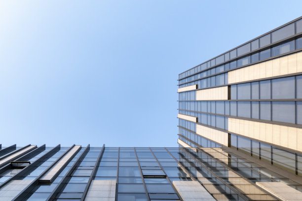 商业区内现代建筑立面图片下载