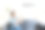 一名男子在家里忍受酷暑，试图降温图片下载