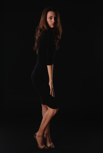 有吸引力的时尚女人图片下载