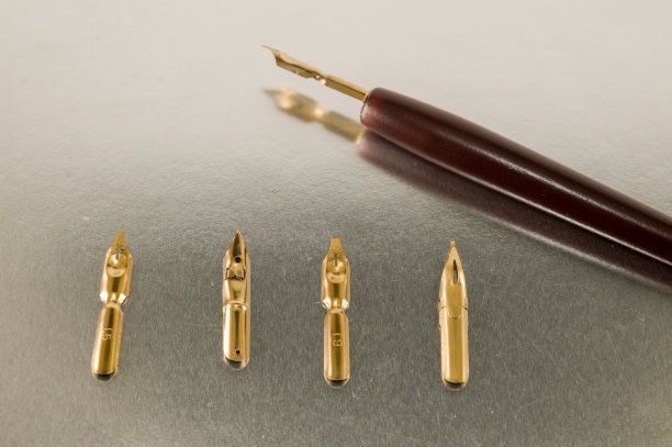 古色古香的钢笔底色图片下载