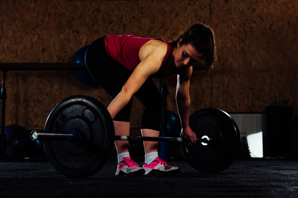 强大的女孩锻炼图片下载