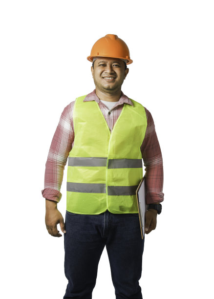 一个英俊的总工程师戴着安全帽的肖像。穿着一只会反光的老虎。孤立在白色背景剪辑路径上。图片下载