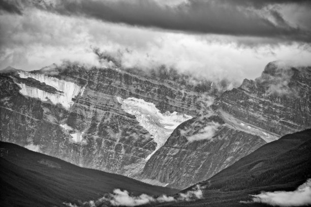 加拿大阿尔伯塔省的贾斯珀国家公园图片下载