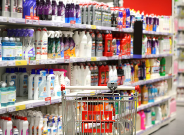 空荡荡的超市里空荡荡的购物车图片下载