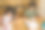 6岁的男孩和女孩在家里的客厅里做作业。图片下载