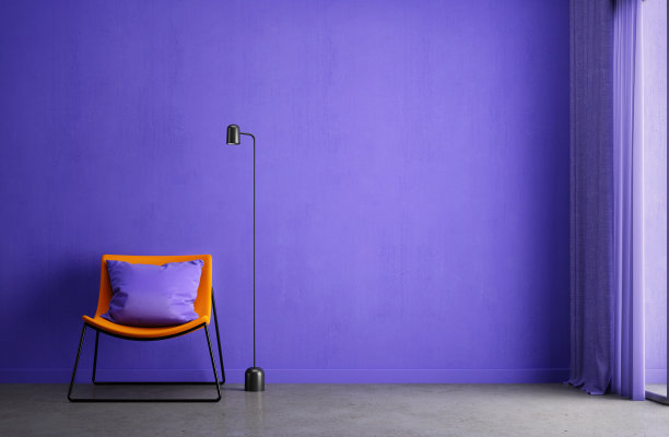 紫罗兰的房间非常漂亮。椅子和灯。现代室内设计。三维渲染图片下载