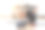一位老妇人坐在一台打开的笔记本电脑前做瑜伽图片下载