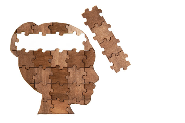 女性头部拼图丢失的碎片图片下载