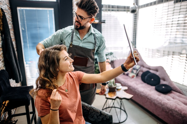 完美的弄头发图片下载