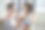 年轻男女在健身房锻炼图片下载