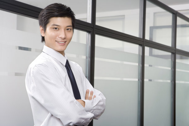 男商务人士办公室肖像图片下载