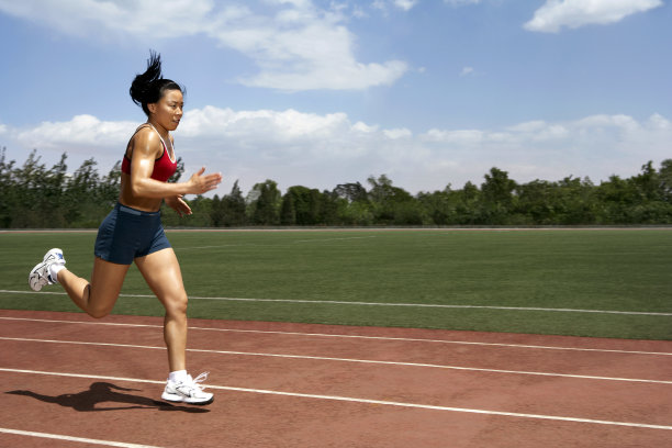 运动员奔跑图片下载