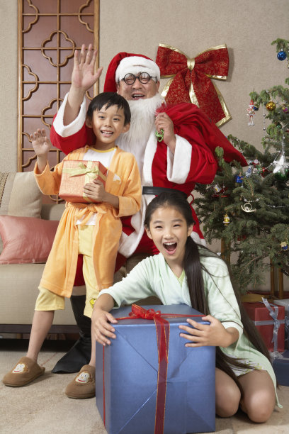 圣诞老人送礼物给孩子们图片下载