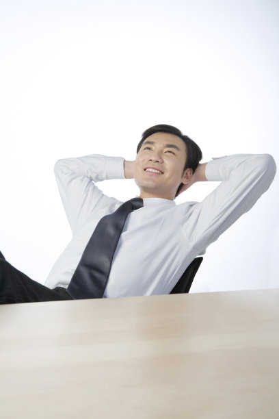 思考的商务人士图片下载