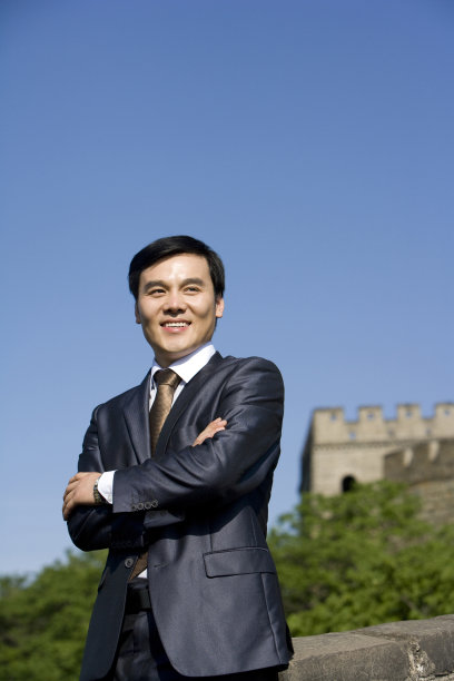 商务男士在长城图片下载