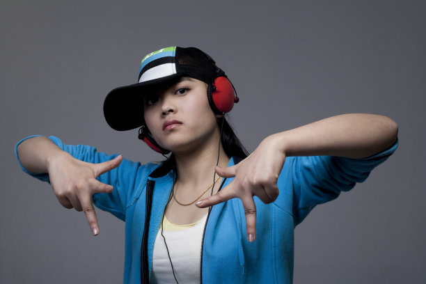 时尚Hip-hop青年肖像图片下载