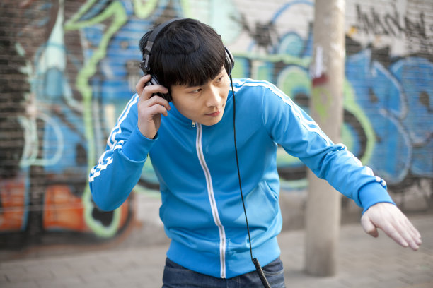 时尚Hip-hop青年图片下载