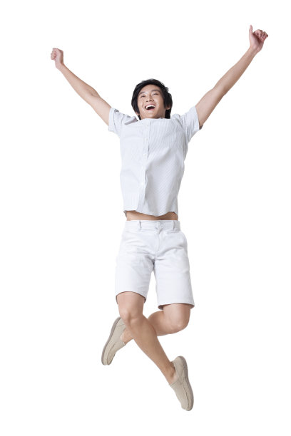 青年男子跳跃图片下载