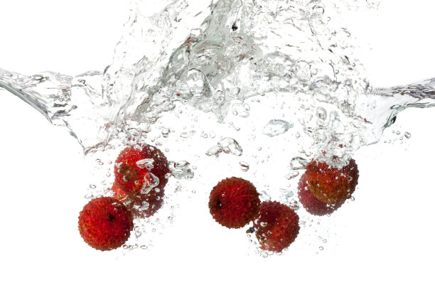 水中的荔枝图片下载