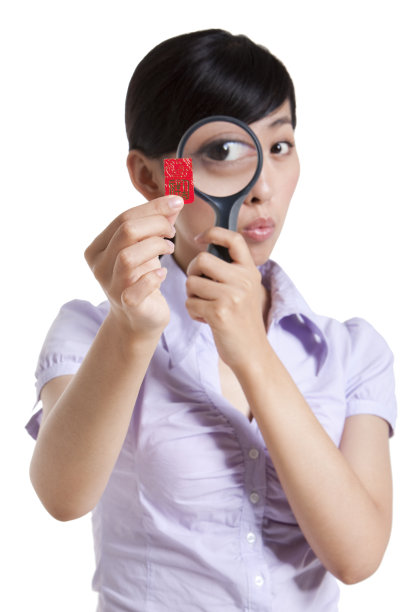 商务女士和超小红包图片下载