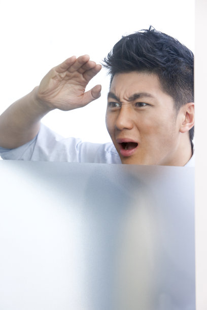 商务人士偷窥图片下载