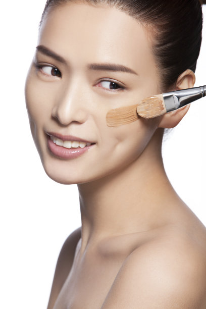 美女化妆图片下载