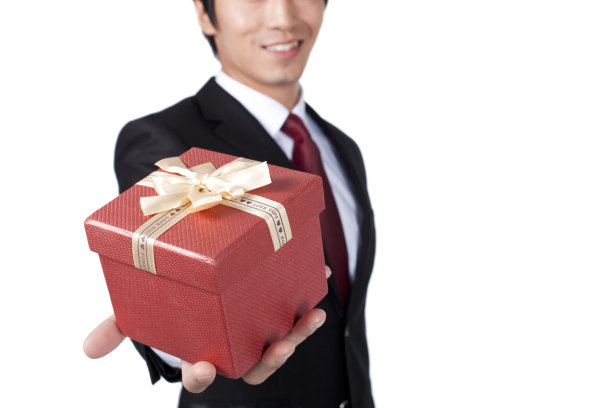 商务男士和礼物盒图片下载