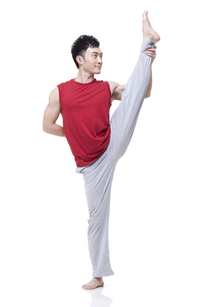 年轻男子做瑜伽图片下载