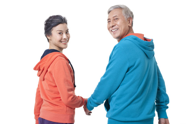 穿运动服的老年夫妇图片下载