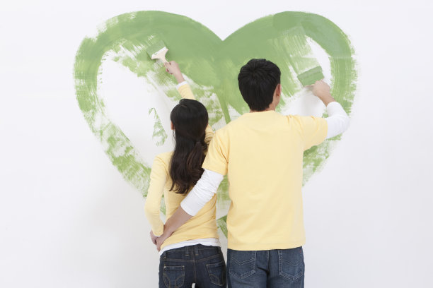 青年夫妇快乐装修图片下载