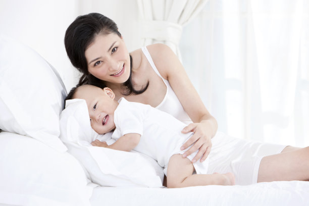 温馨母子图片下载