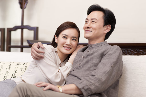 恩爱夫妻图片下载