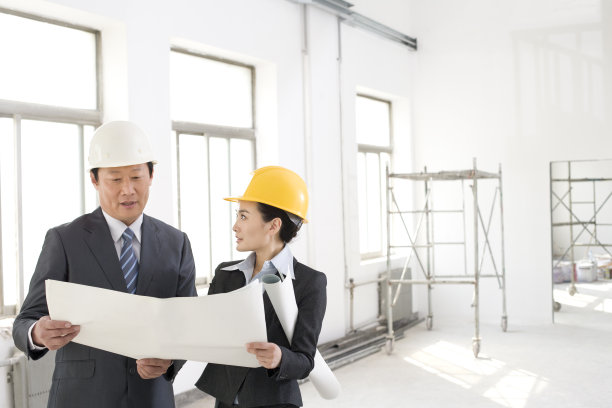 工程师在施工现场图片下载