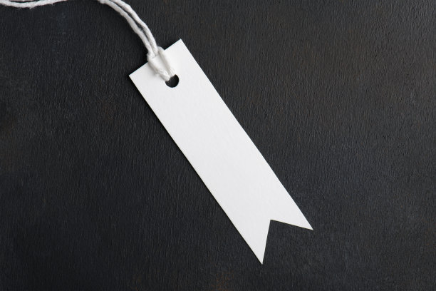 空白纸矩形带标签模型孤立在黑色背景与复制空间图片下载