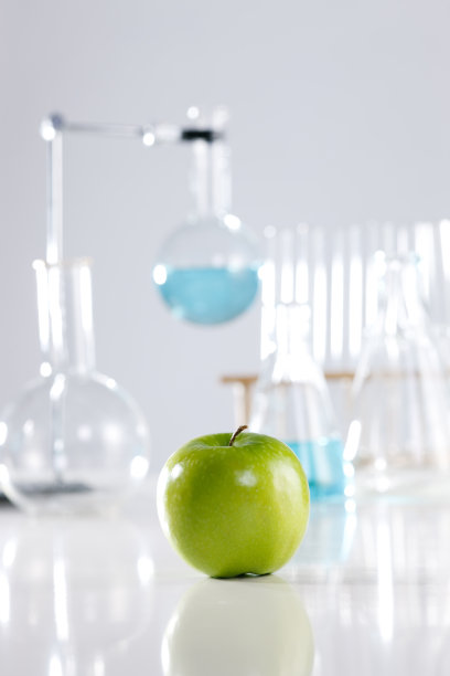 实验室器皿青苹果图片下载