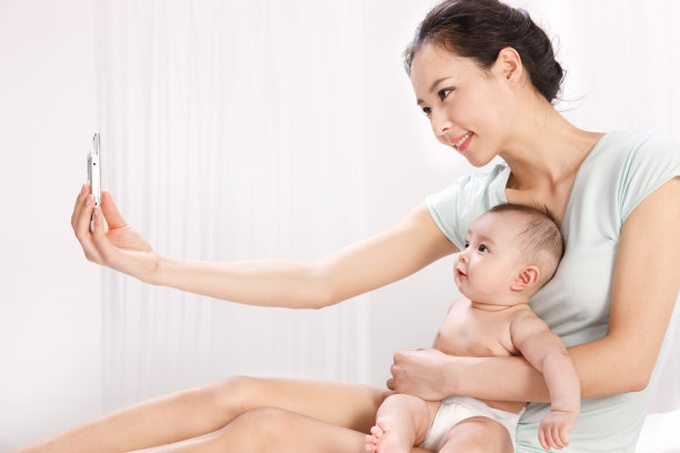 东方母亲和孩子图片下载