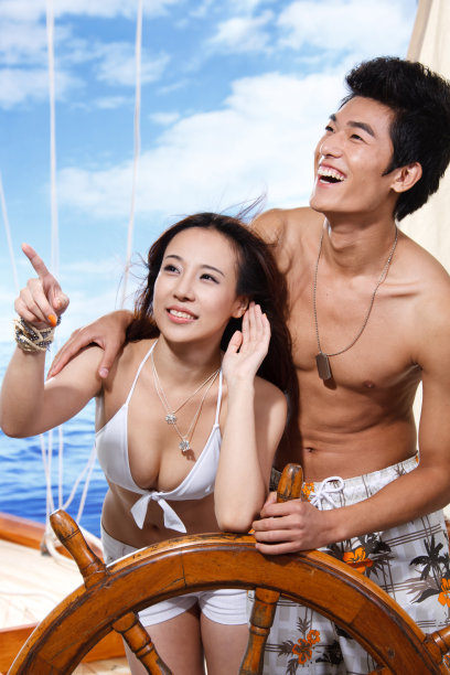 东方人航海出行图片下载