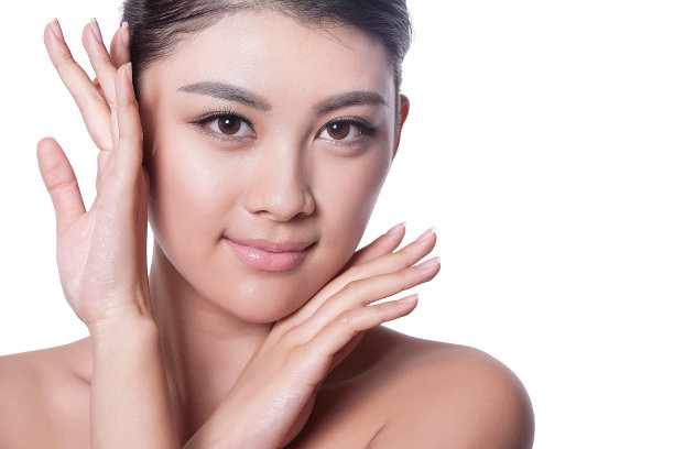 年轻女人妆面图片下载