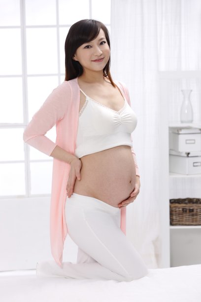 幸福的孕妇图片下载