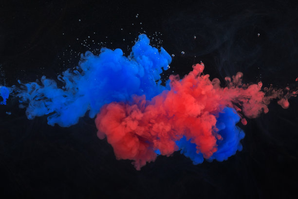 颜料在水中溶解图片下载