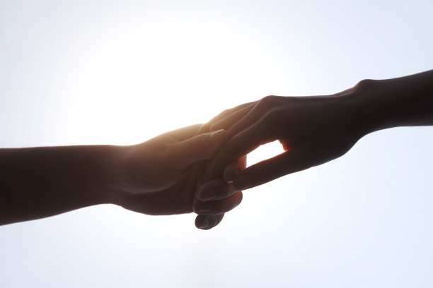 手牵手图片下载