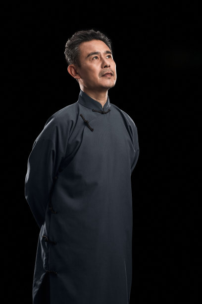 复古中老年男人图片下载