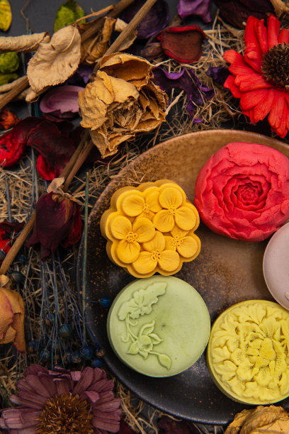 月饼与干花特写图片下载