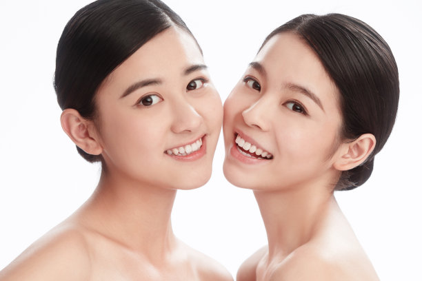 漂亮的女闺蜜图片下载