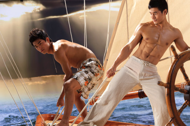 东方人航海出行图片下载