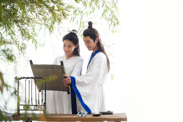 古装情侣图片下载