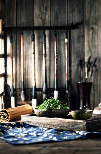 茶盘里的茶叶图片下载