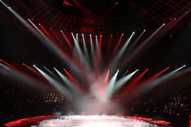 剧院内舞台与灯光图片下载