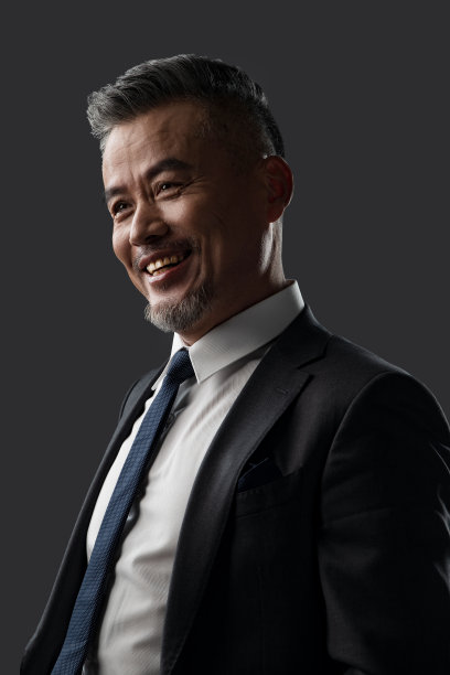 成功的商务中老年男士图片下载